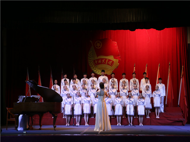 1495541374723470.jpg 康美-大学生艺术团演唱.jpg