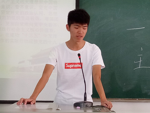 1495263967195677.jpg 美林-学生发言 .jpg