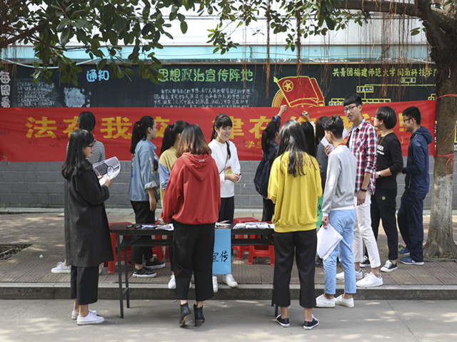 1481031226390845.jpg 康美-活动现场.jpg