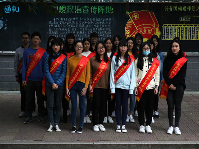 1481781454913347.jpg 康美-合影留念.JPG