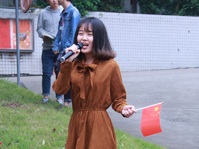 1482396293355454.jpg 美林-快闪人员领唱.jpg