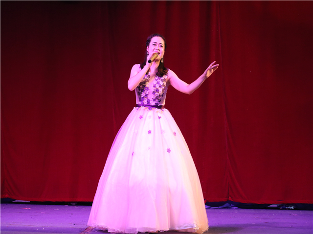 1495720154164529.jpg 康美-张倩茹老师演唱《你好吗》.jpg