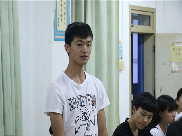 1495410038551128.jpg 康美-学生提问.jpg